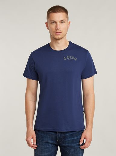 Camiseta Chest Graphic